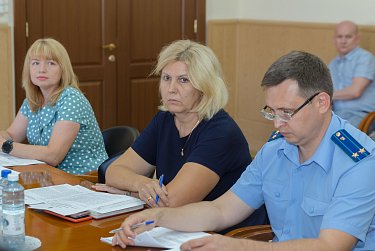 За чиновниками будет следить «Посейдон»